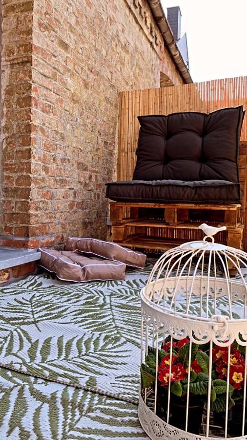 Au Petit Nid Froissart Bed and Breakfast Chimay Exteriör bild