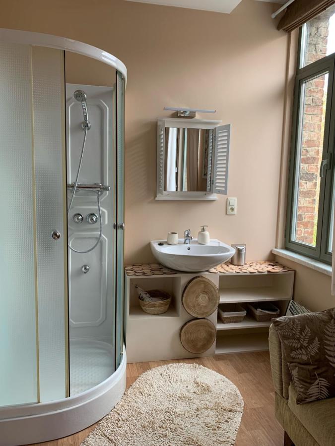 Au Petit Nid Froissart Bed and Breakfast Chimay Exteriör bild