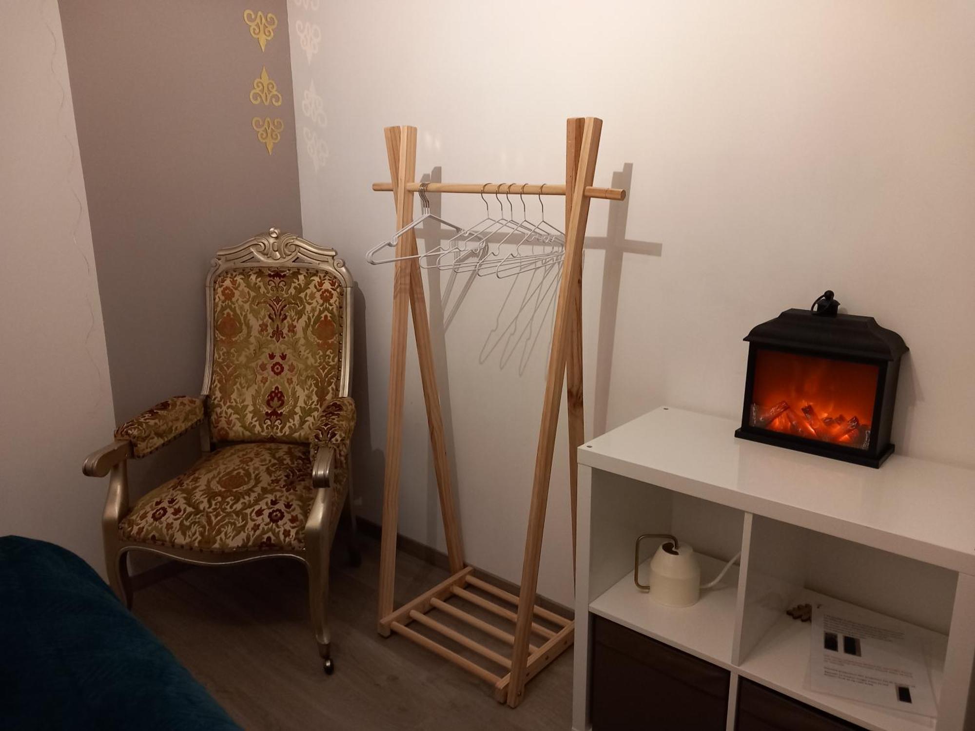Au Petit Nid Froissart Bed and Breakfast Chimay Exteriör bild